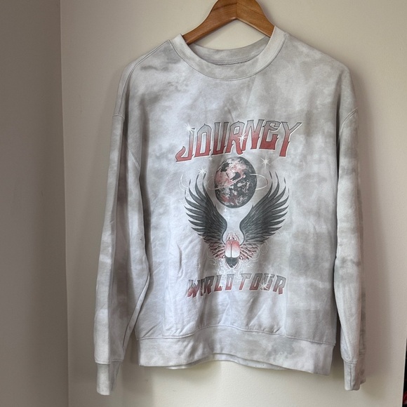 Journey Tops - Journey World Tour Graphic Sweatshirt